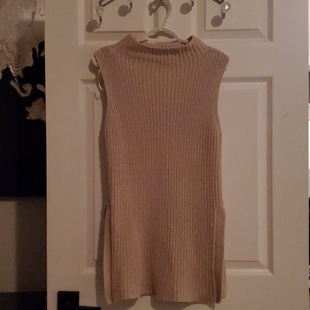 Sweater Vest